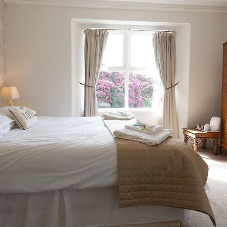 Knightor Manor Bed and Breakfast Penwithick Exteriör bild
